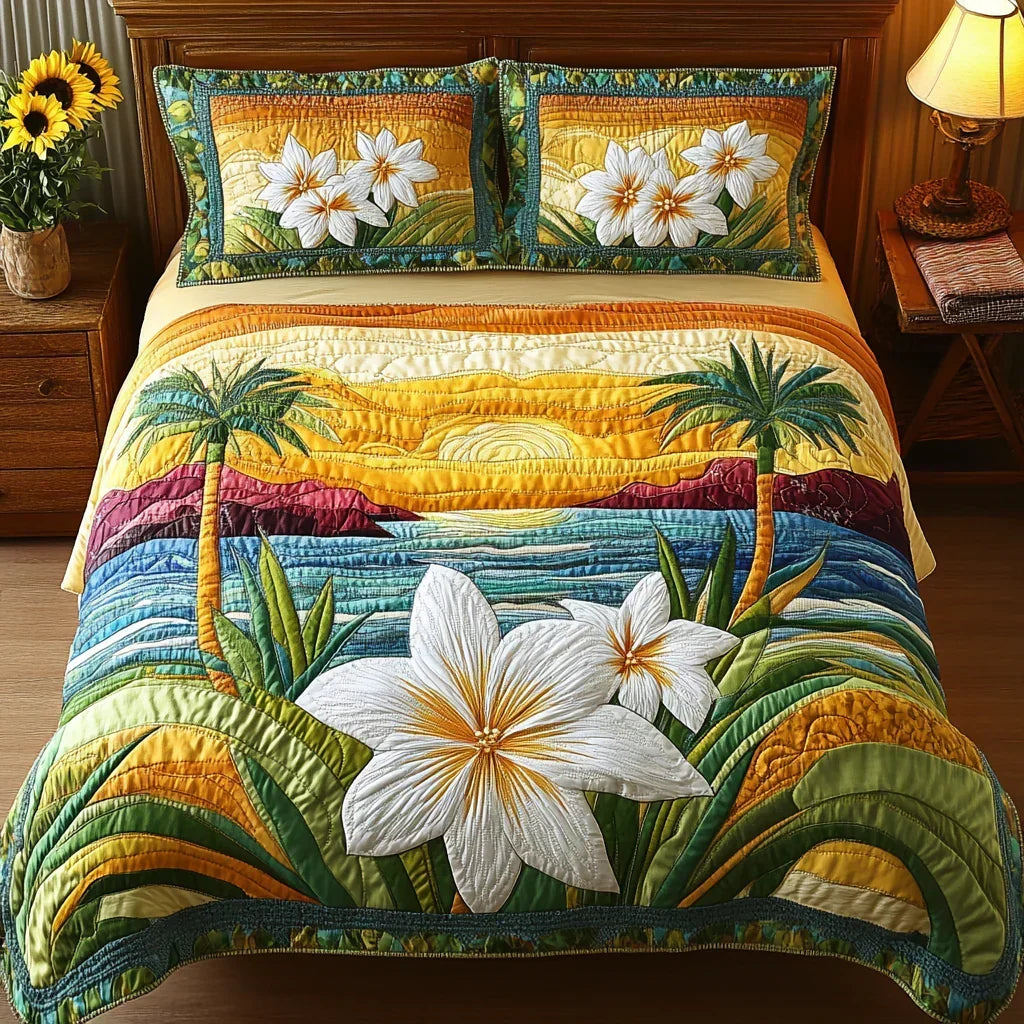 3 Piece Quilted Bedding Set - Aloha Spirit — view 1