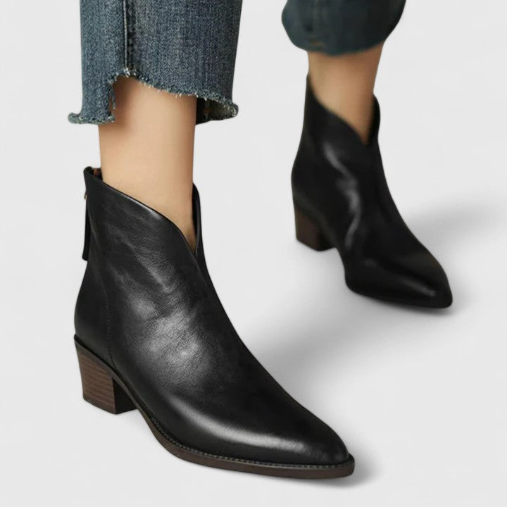 Adelheid - elegant boots — view 1