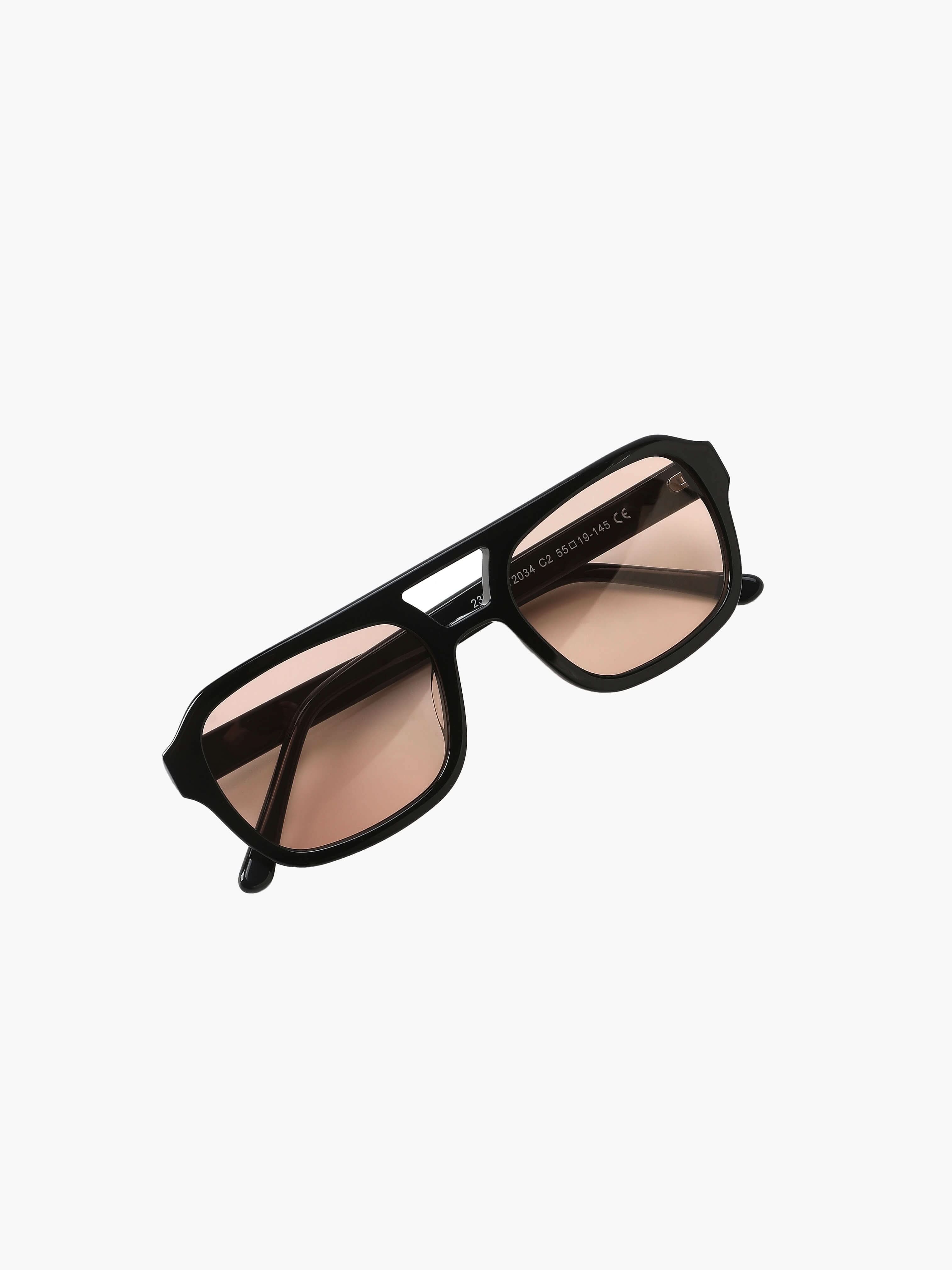 Alyssa - elegant sunglasses — view 2