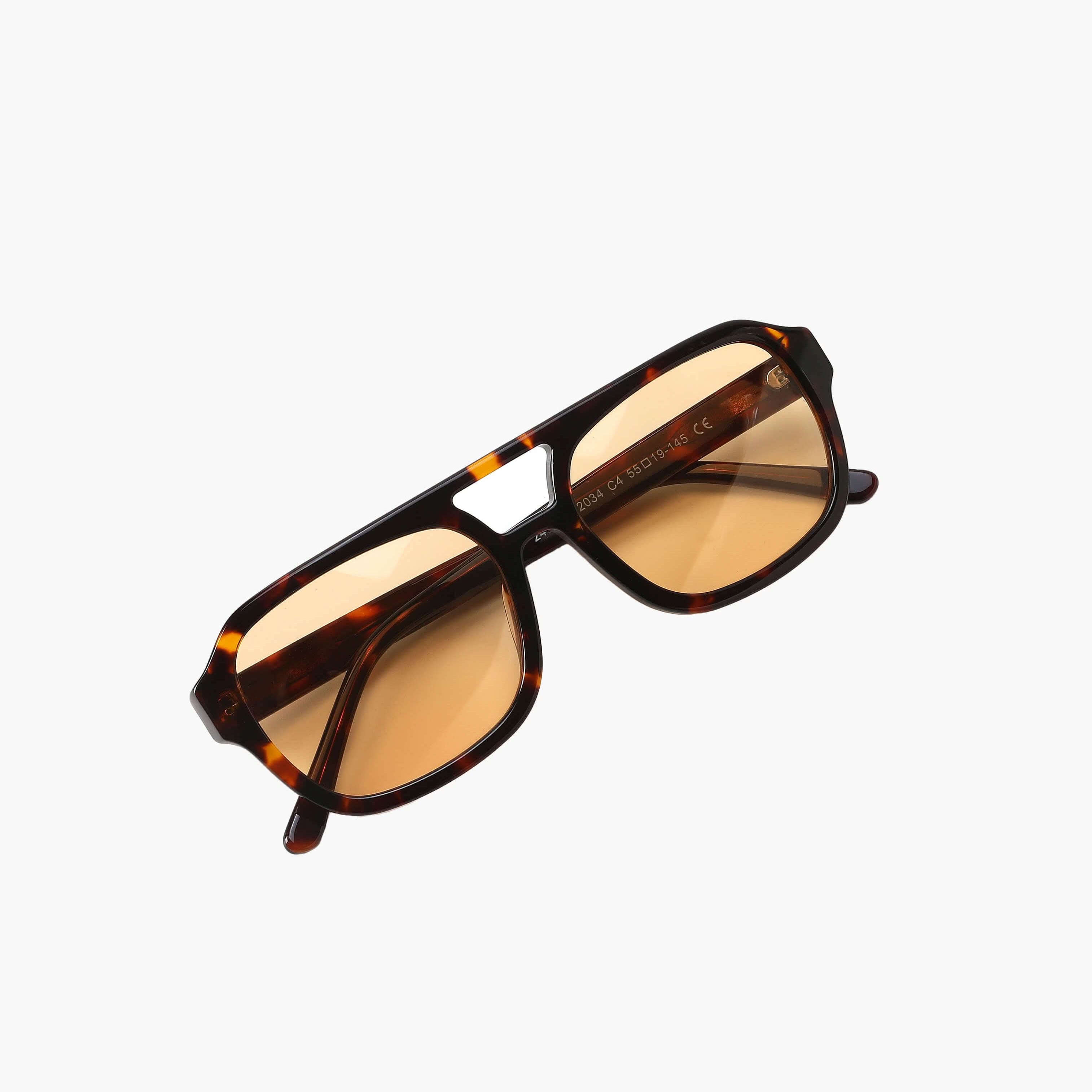 Alyssa - elegant sunglasses — view 3