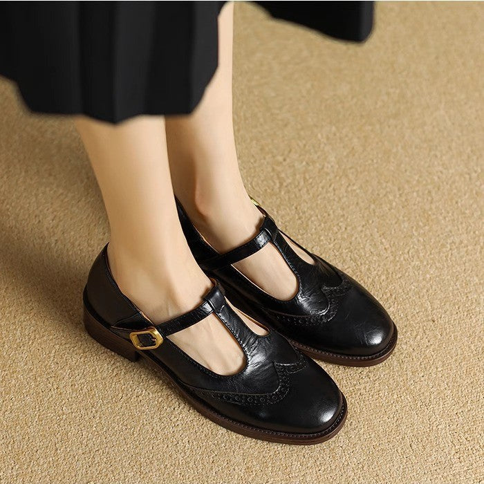 Amelie - classic women's strappy shoes — view 2