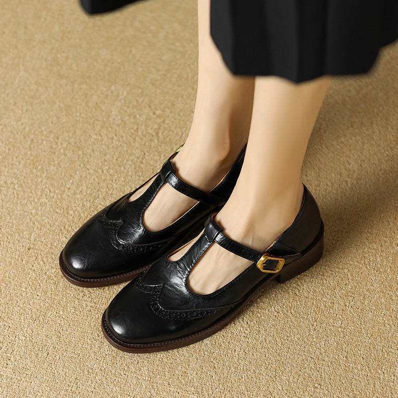 Amelie - classic women's strappy shoes — view 8