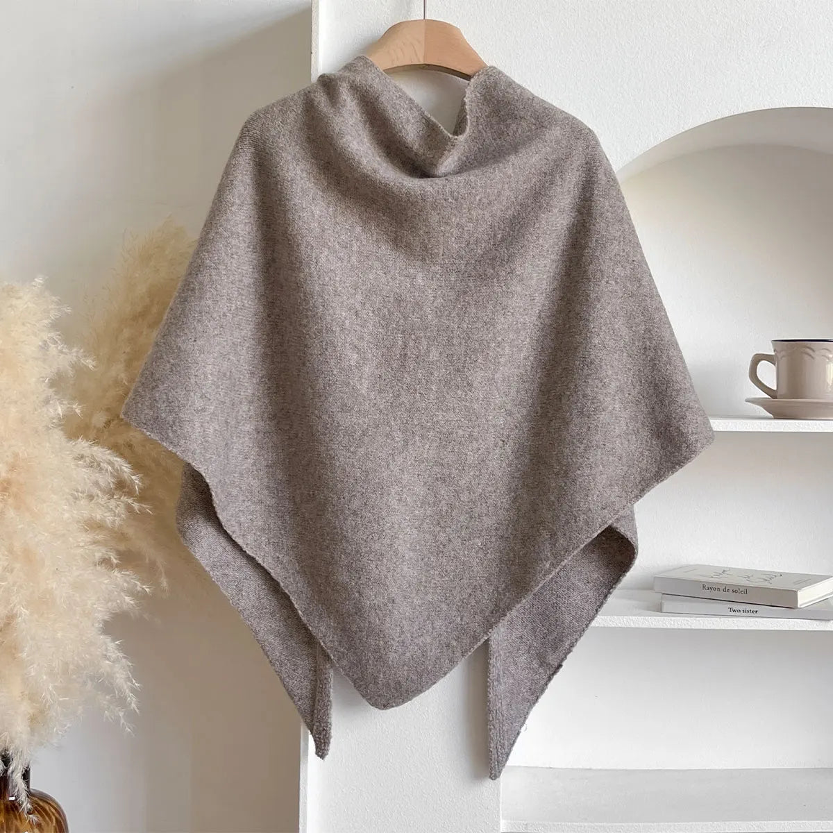 Aurora - soft fall cloak — view 5