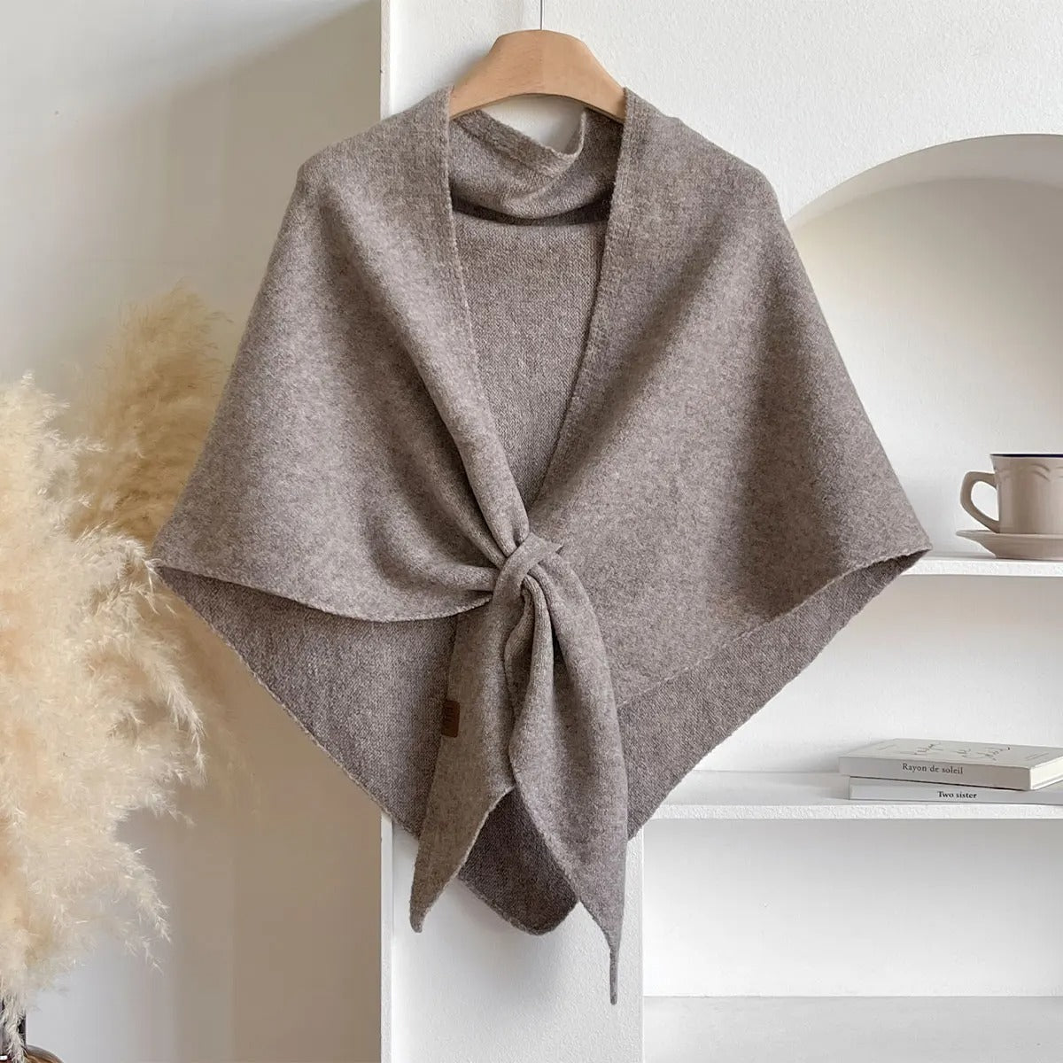 Aurora - soft fall cloak — view 16