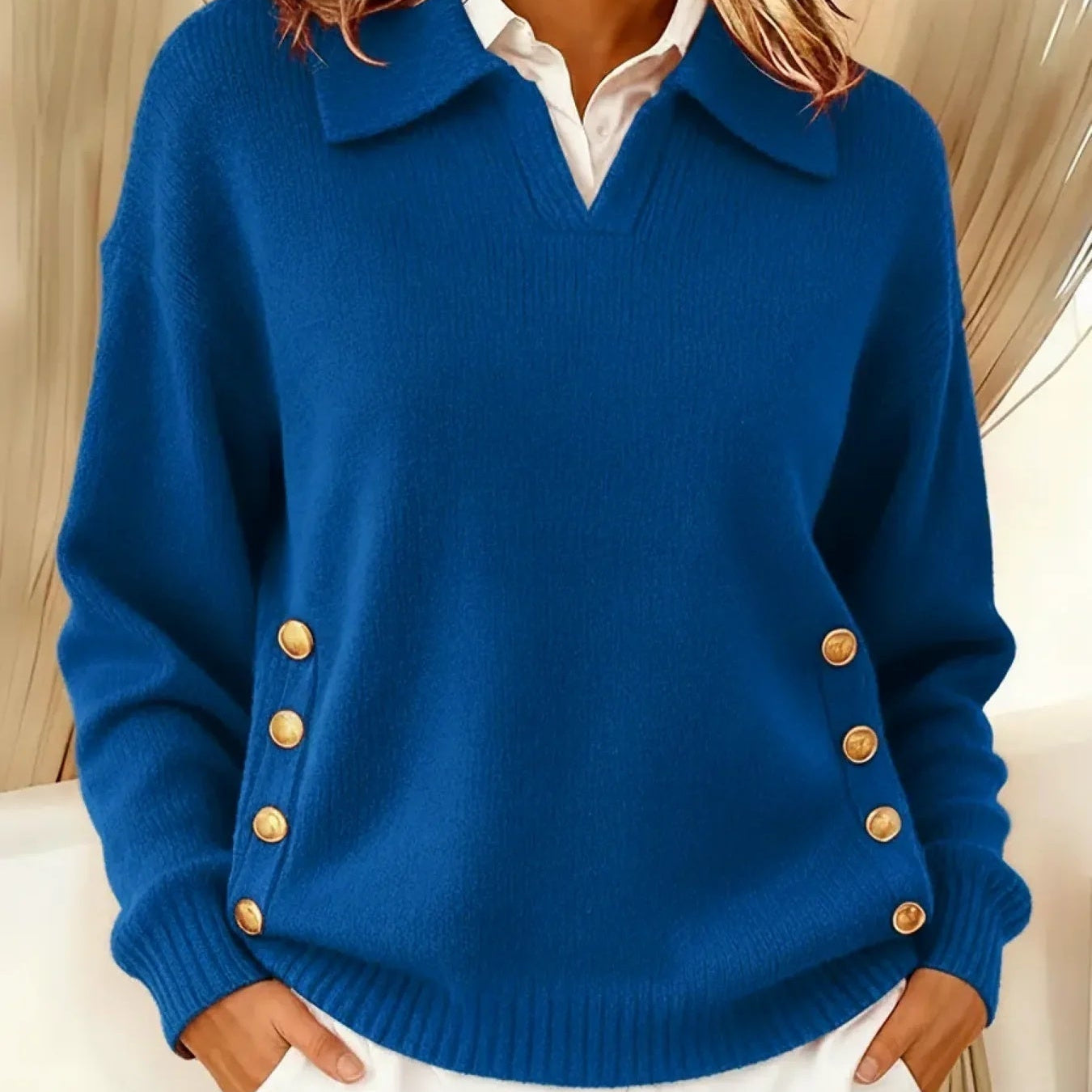 Barbara - T-shirt collar with gold buttons — view 4