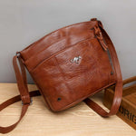 Bree - elegant multi-pocket crossbody bag — view 3