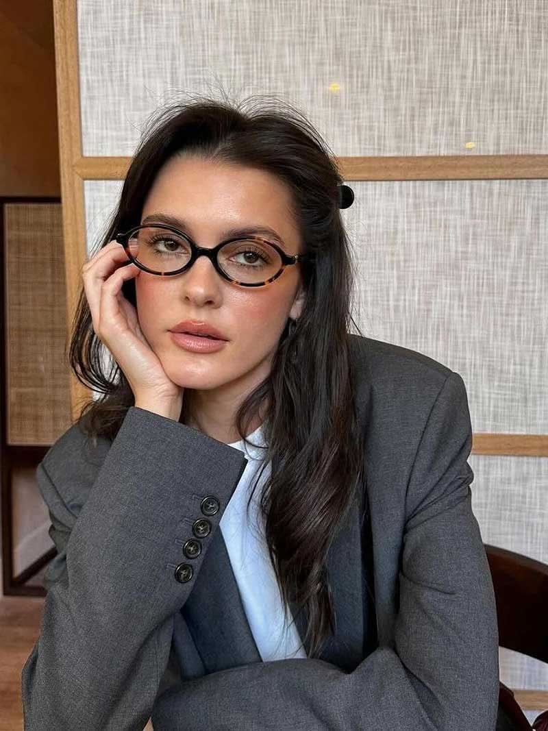 Chelsea - elegant reading glasses — view 3