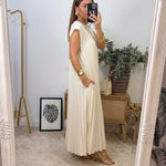 Daisy - timeless comfort dress — view 4