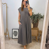 Daisy - timeless comfort dress — view 8