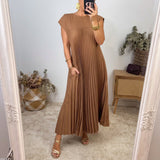 Daisy - timeless comfort dress — view 15