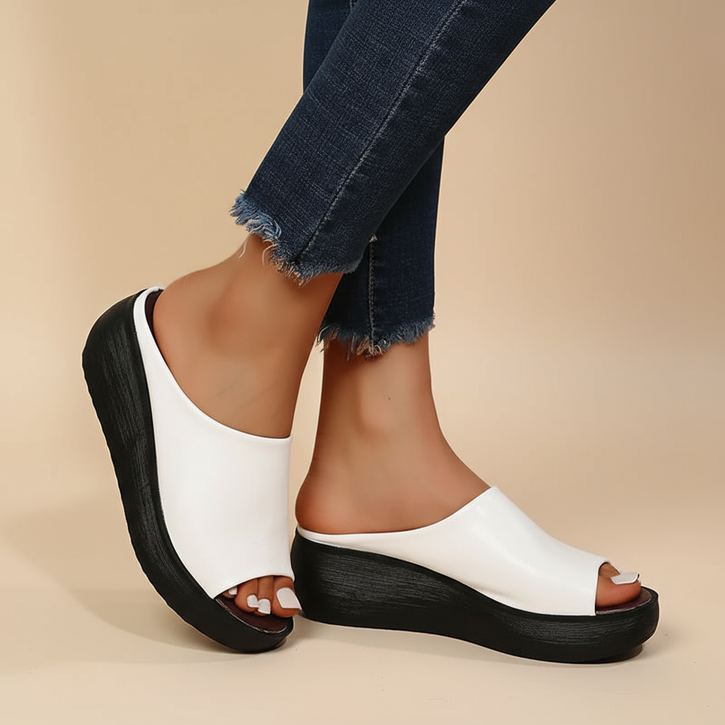 Dana - sandals — view 1