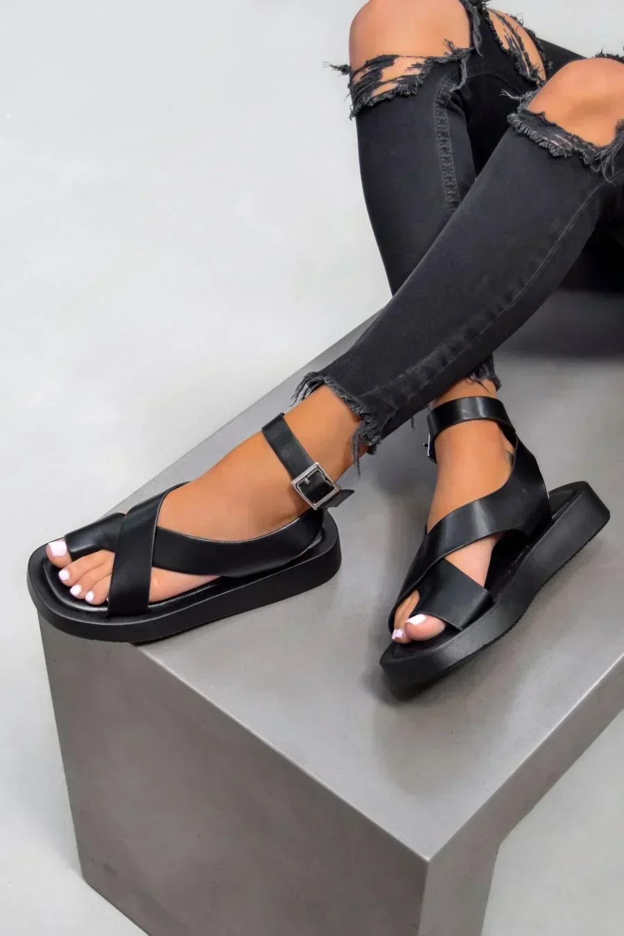 Elaine - elegant and casual sandals — view 3