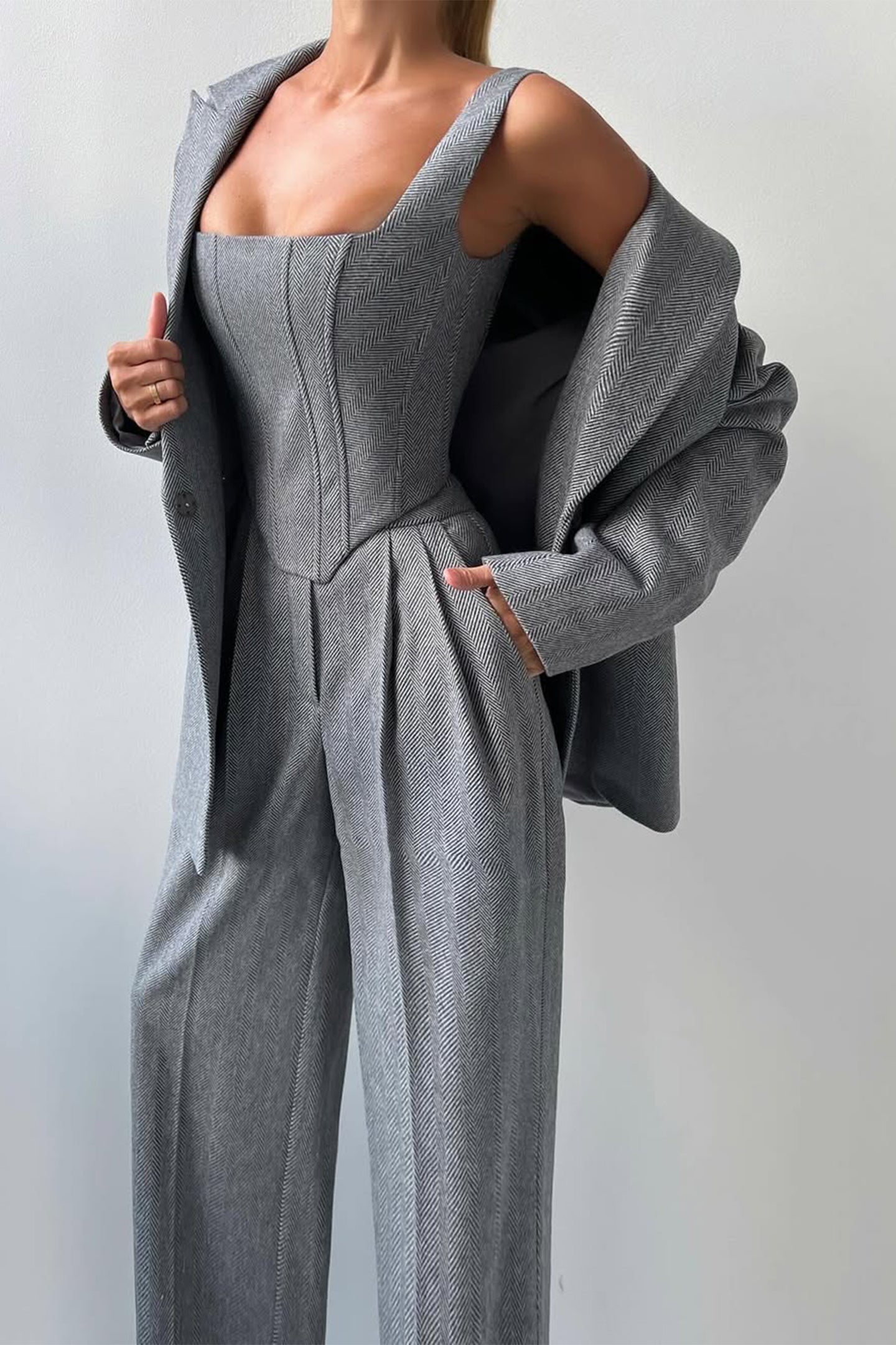 Elegant three-piece set — view 5
