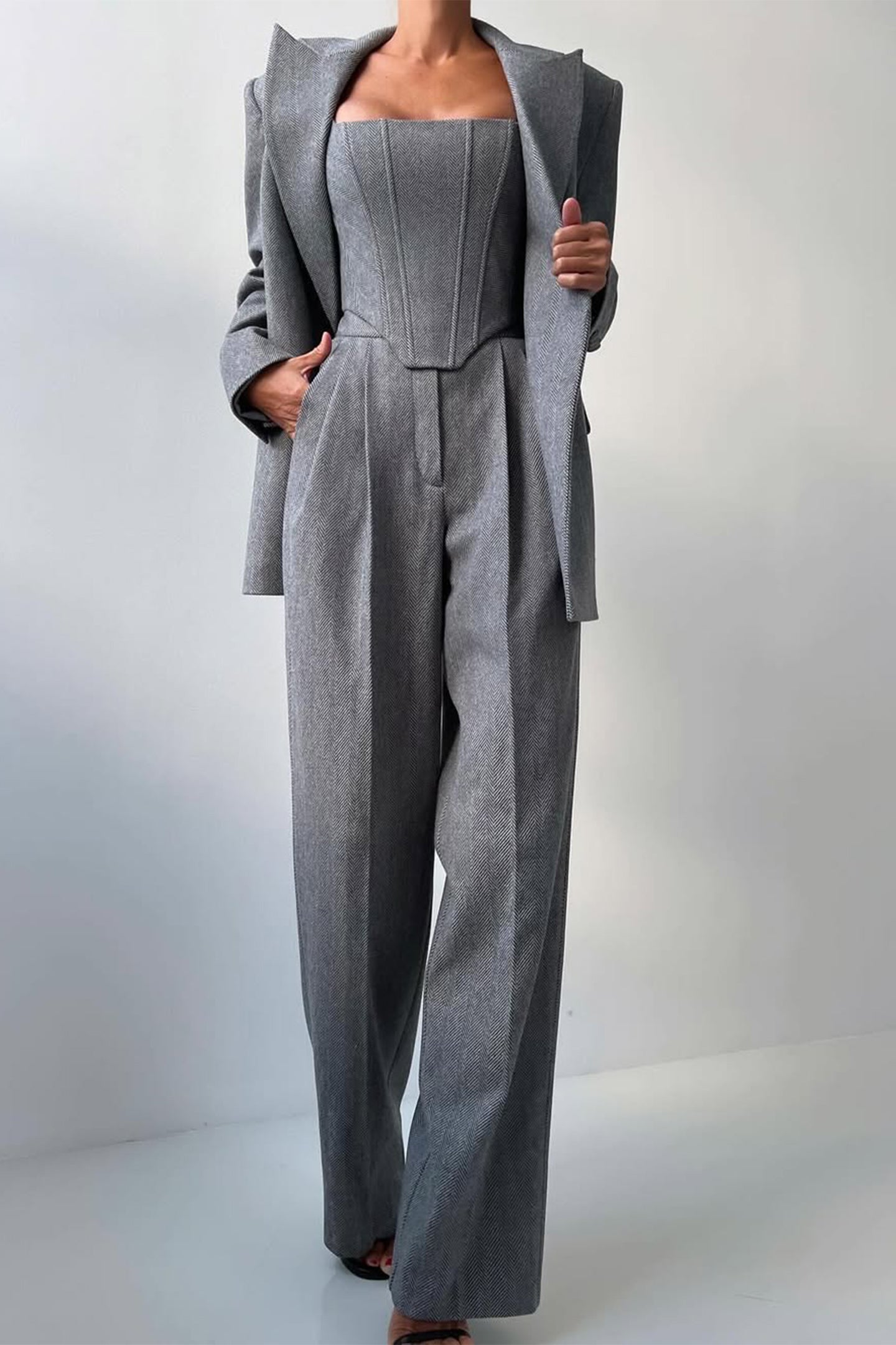 Elegant three-piece set — view 6