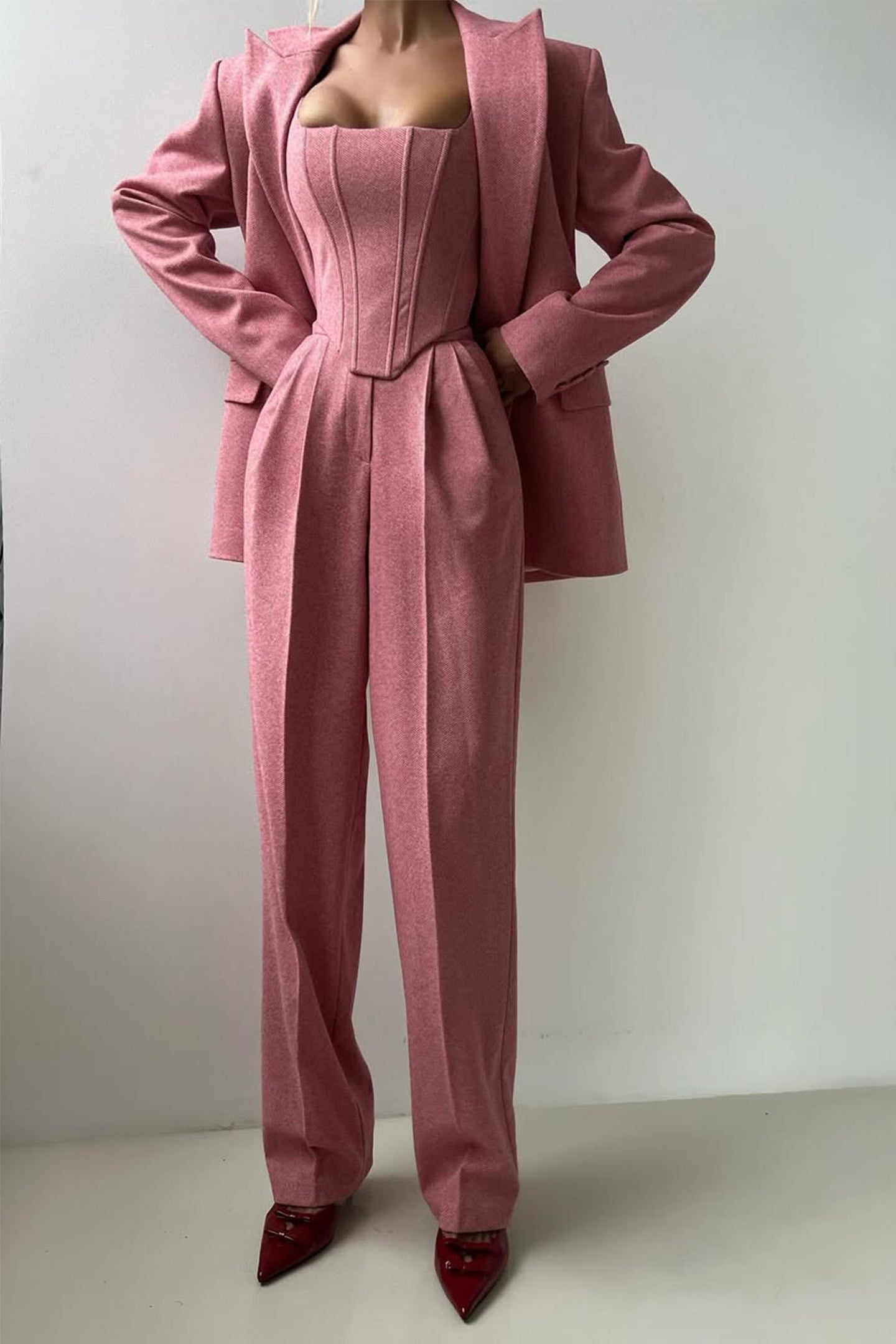 Elegant three-piece set — view 8