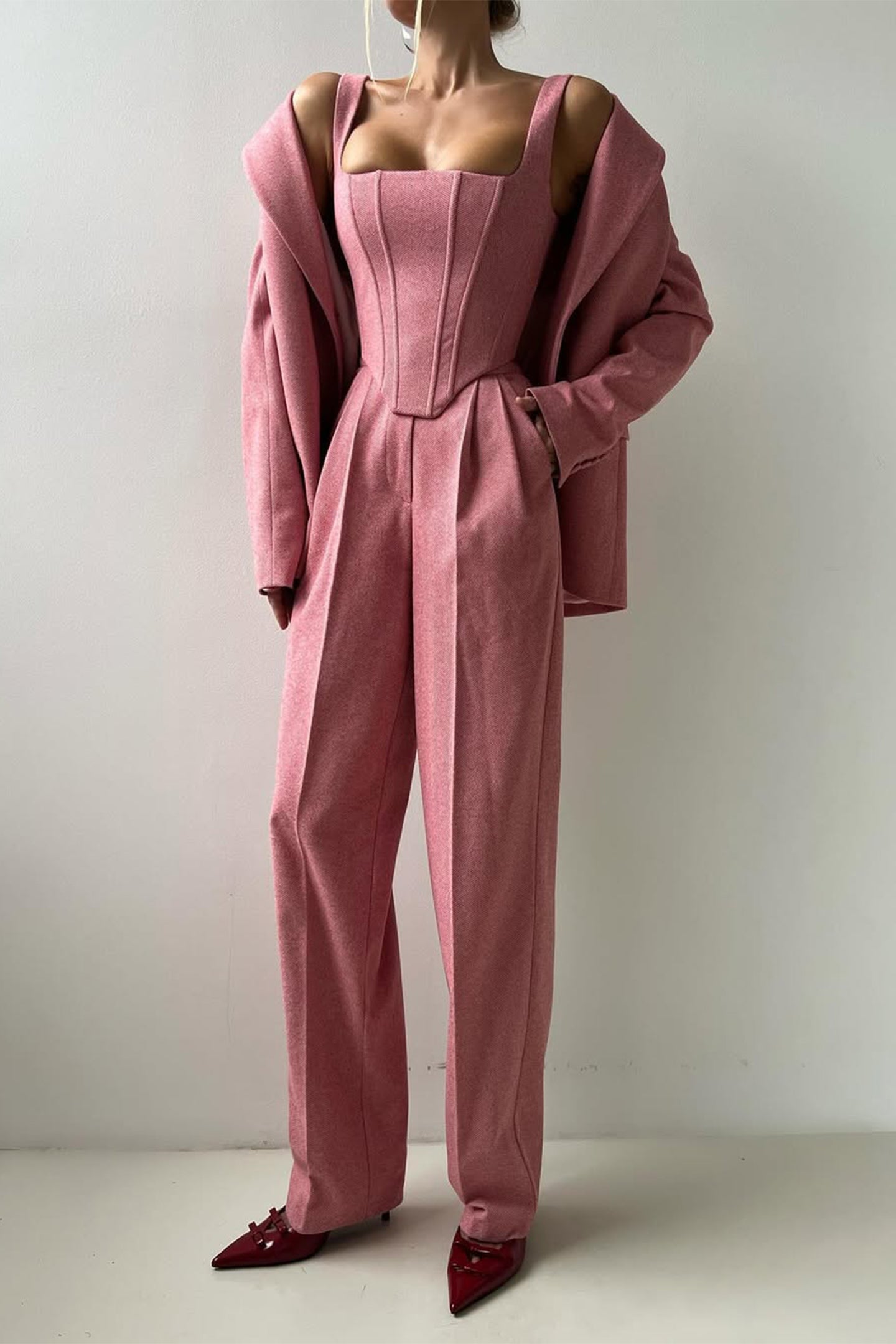 Elegant three-piece set — view 13