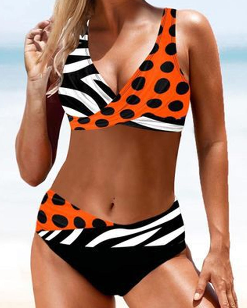 Elise - colourful and fun bikini — view 4
