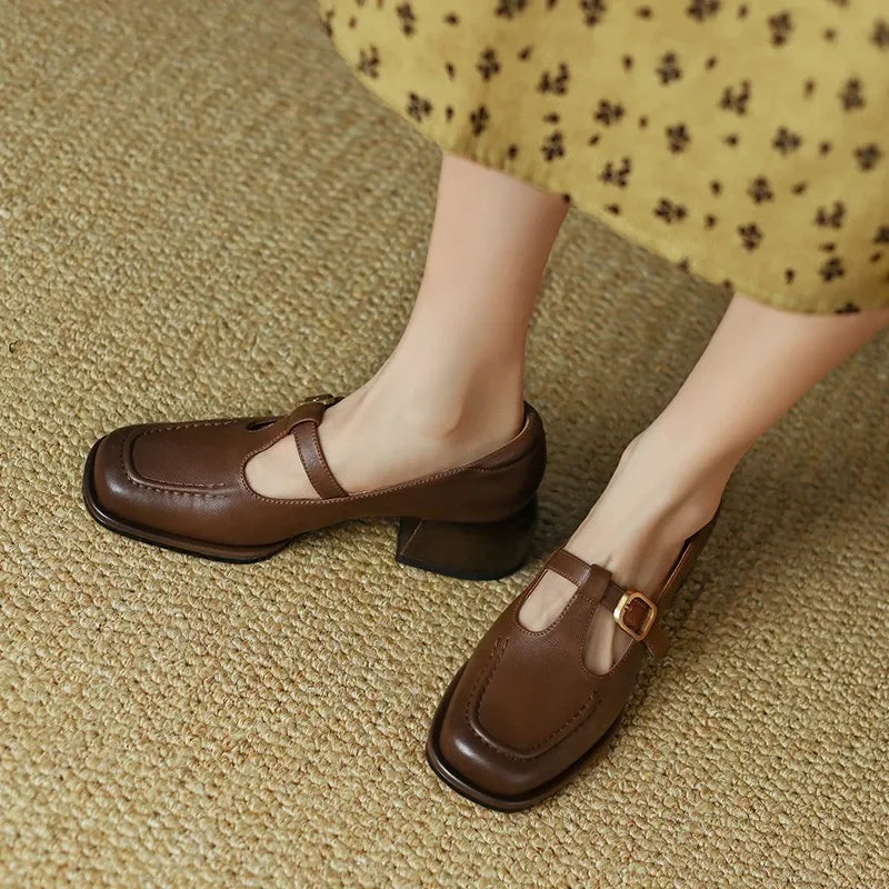 Emilia - retro style t-strap shoes — view 3