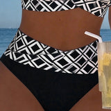 Fiona - Two-piece bikini with cut-out bra and diamond pattern — view 6