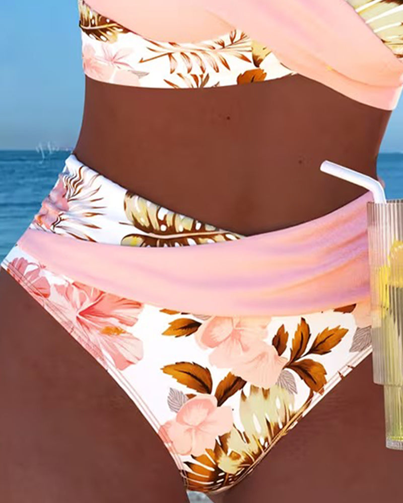Freya - bikini with contrasting floral print and slit — view 3
