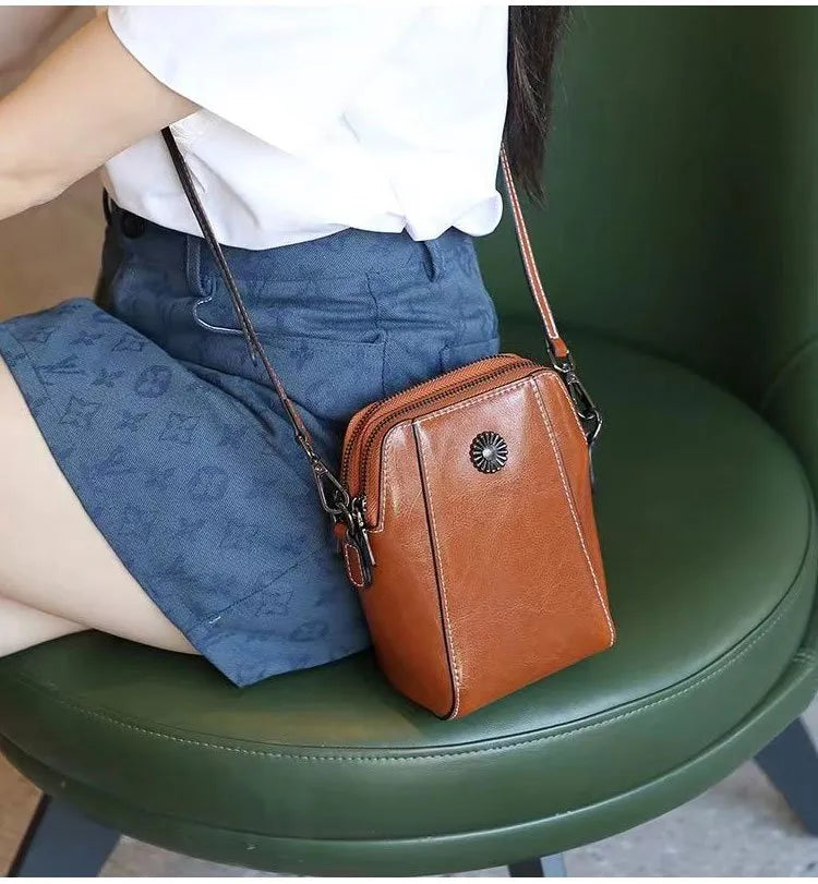 Freya – compact monochrome mini handbag — view 9