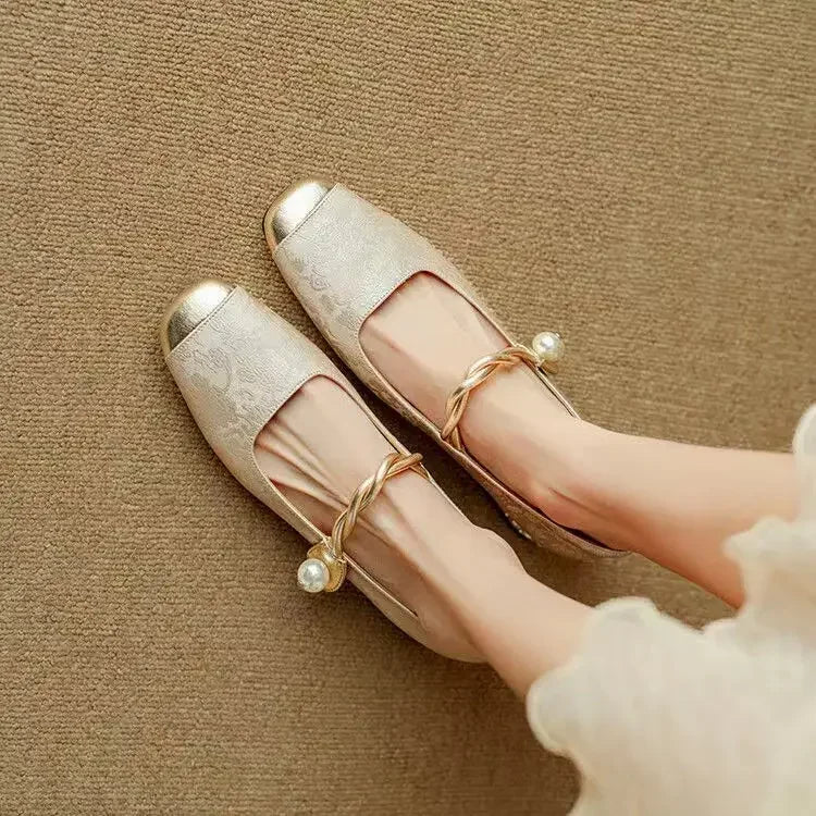 Frieda – classic strappy shoes with an elegant look — view 4
