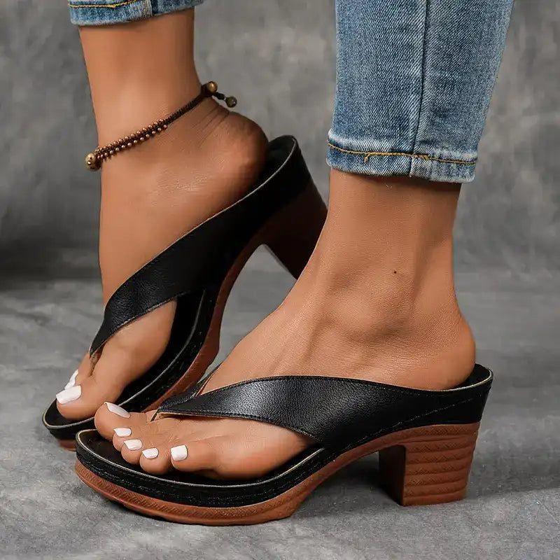 Gabrielle - elegant loose sandals — view 3