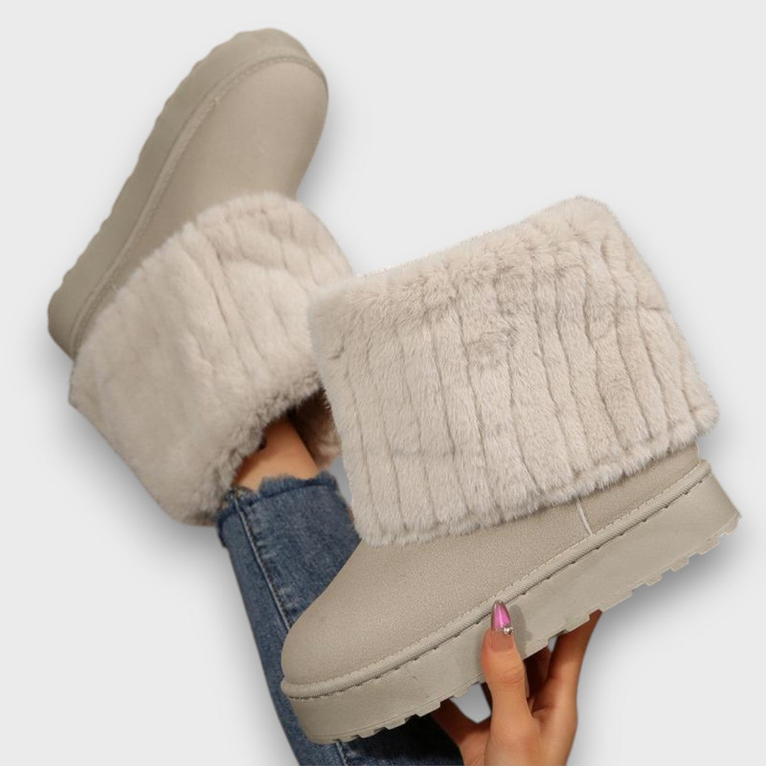 Genesis - fluffy faux fur winter boots — view 5