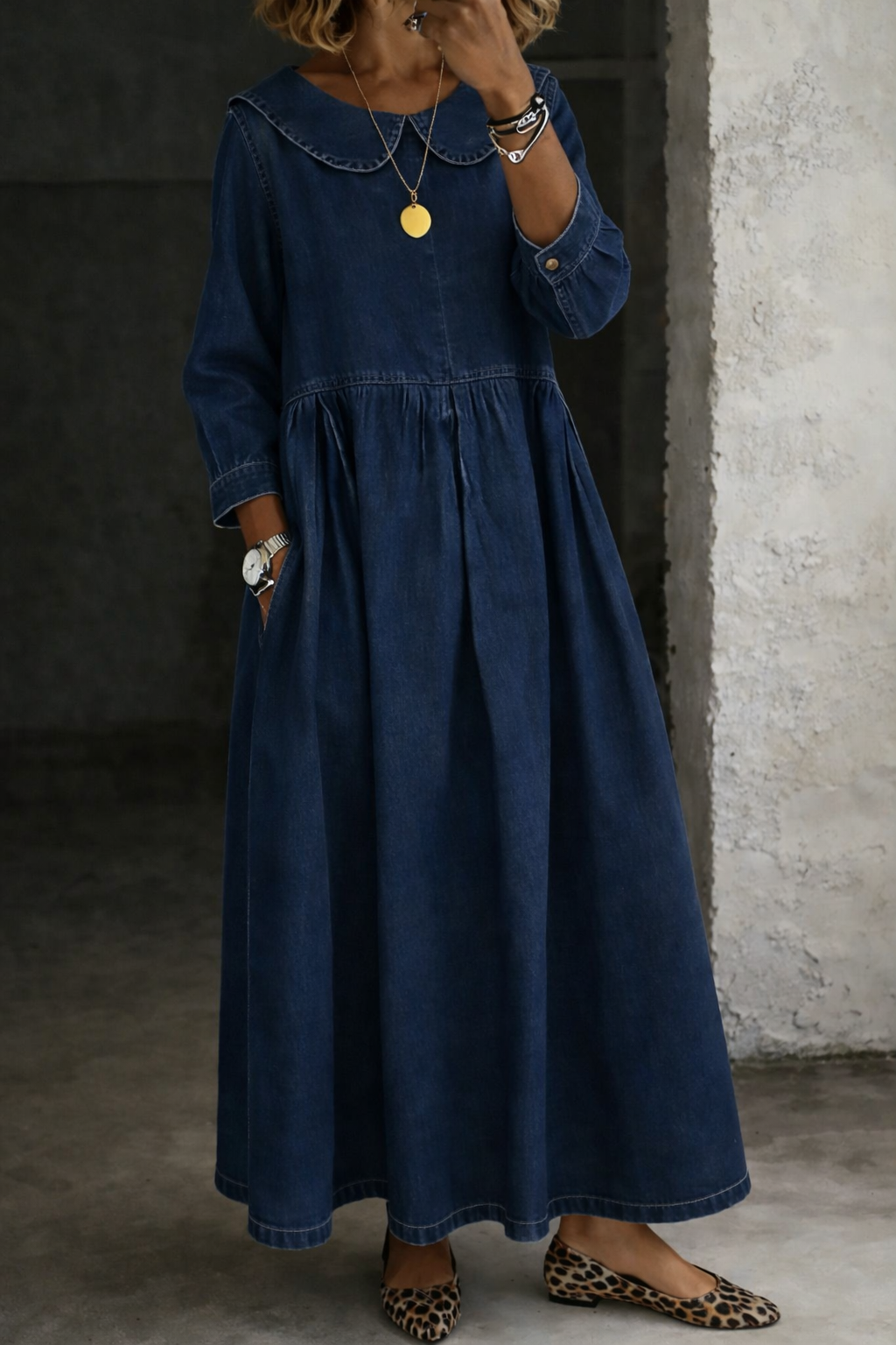 Hallie - Denim dress with peter pan collar — view 4