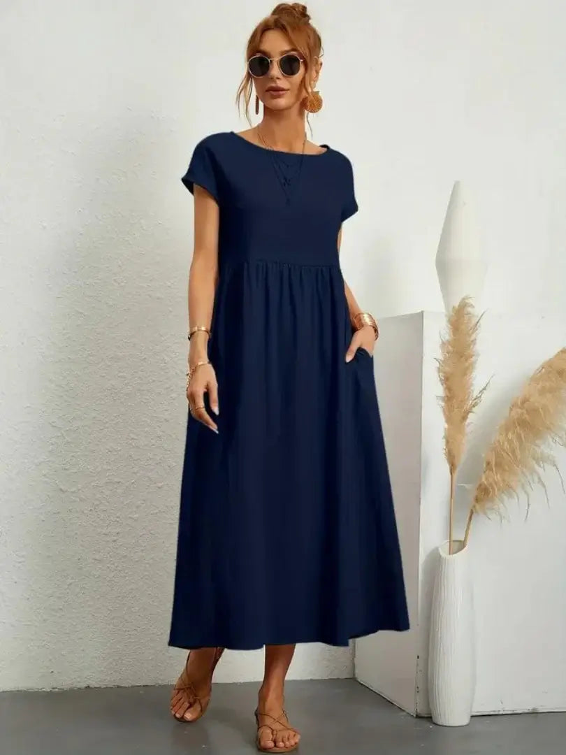 Hazel - midi dress with pockets — view 6