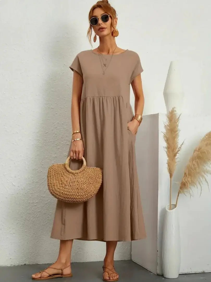 Hazel - midi dress with pockets — view 14