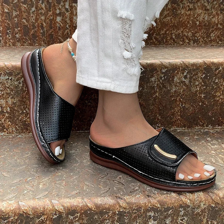 Jessica - a classic urban sandal — view 11