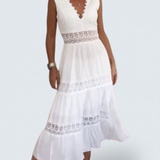 Juniper - lace dress with v-neckline — view 1