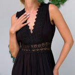 Juniper - lace dress with v-neckline — view 10