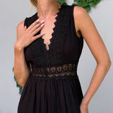Juniper - lace dress with v-neckline — view 10