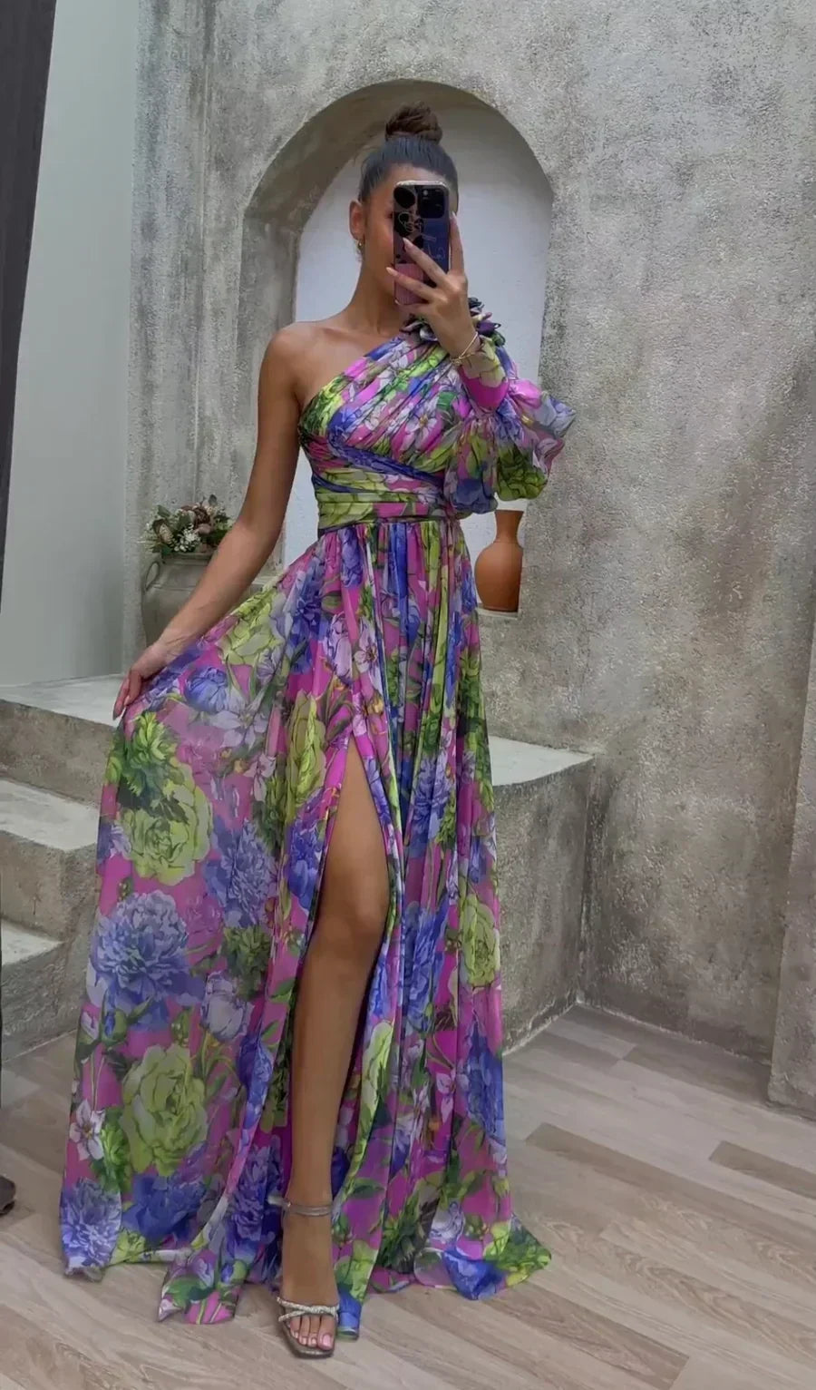 Kate - elegant and vibrant dress — view 2