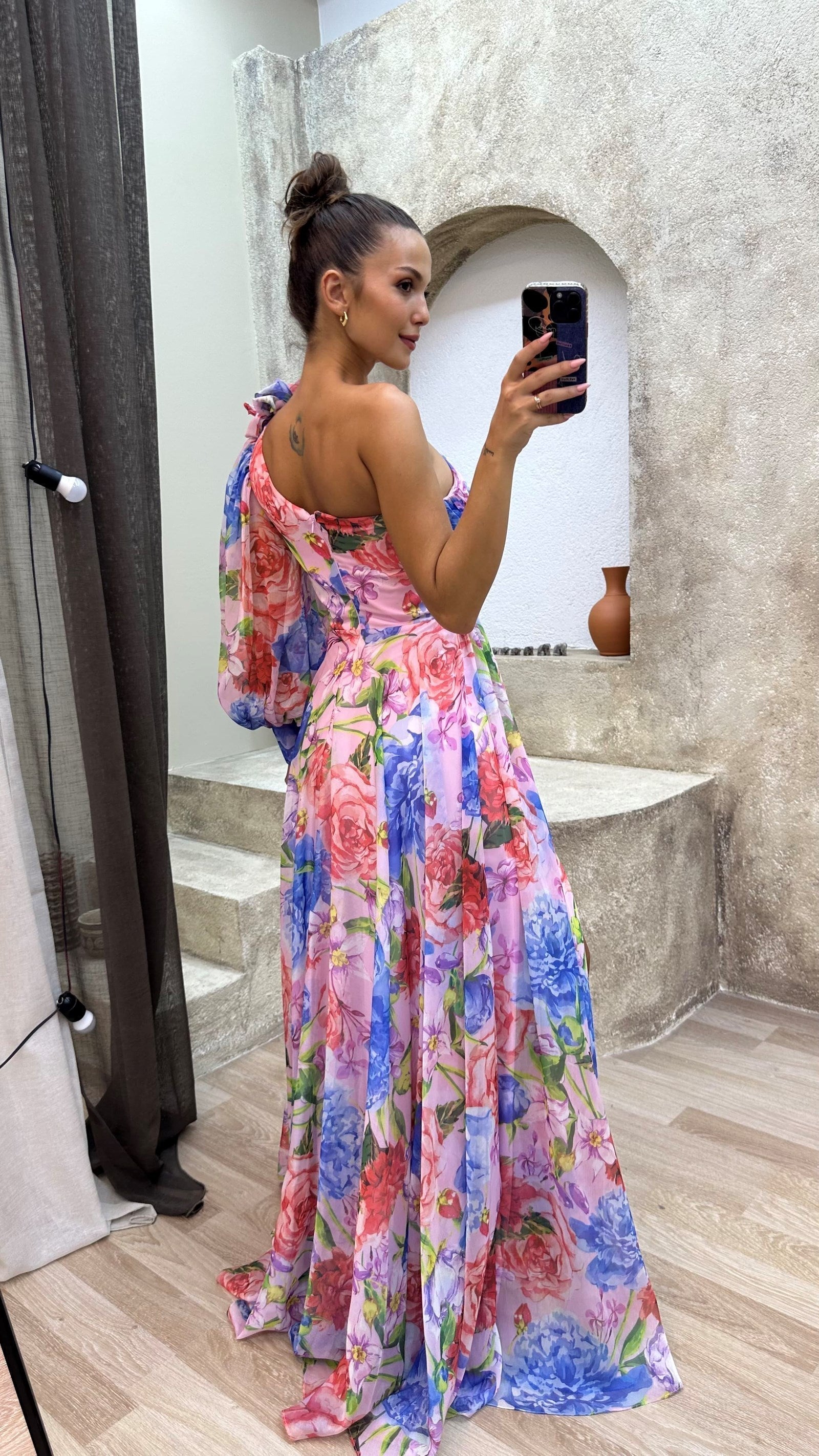 Kate - elegant and vibrant dress — view 3