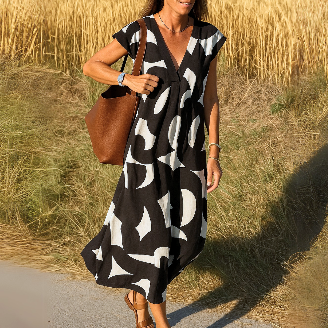 Layla - loose dress with V-neck — view 3