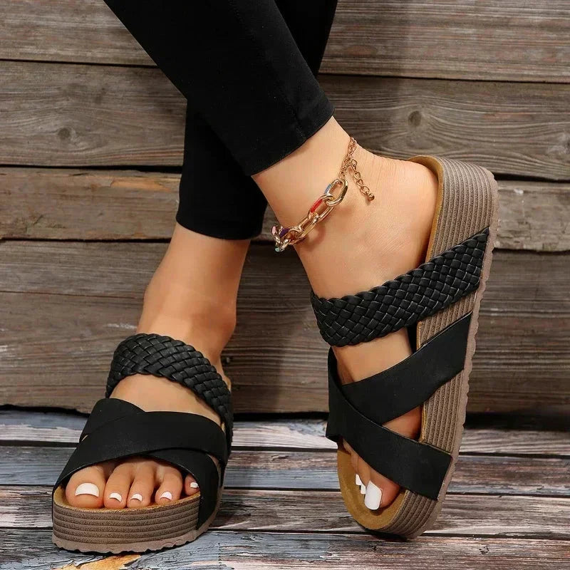 Lindsay - comfortable sandals — view 4
