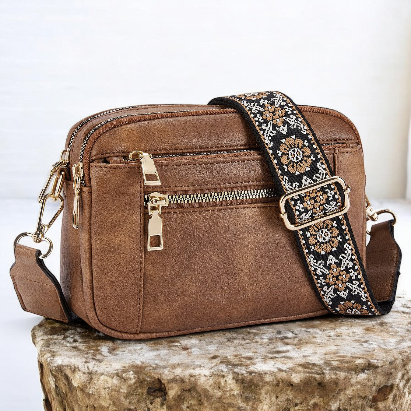 Magnolia - women's light crossbody bag — view 6