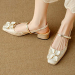 Mathilde - elegant women's shoes with floral decoration — view 1