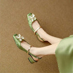 Mathilde - elegant women's shoes with floral decoration — view 2