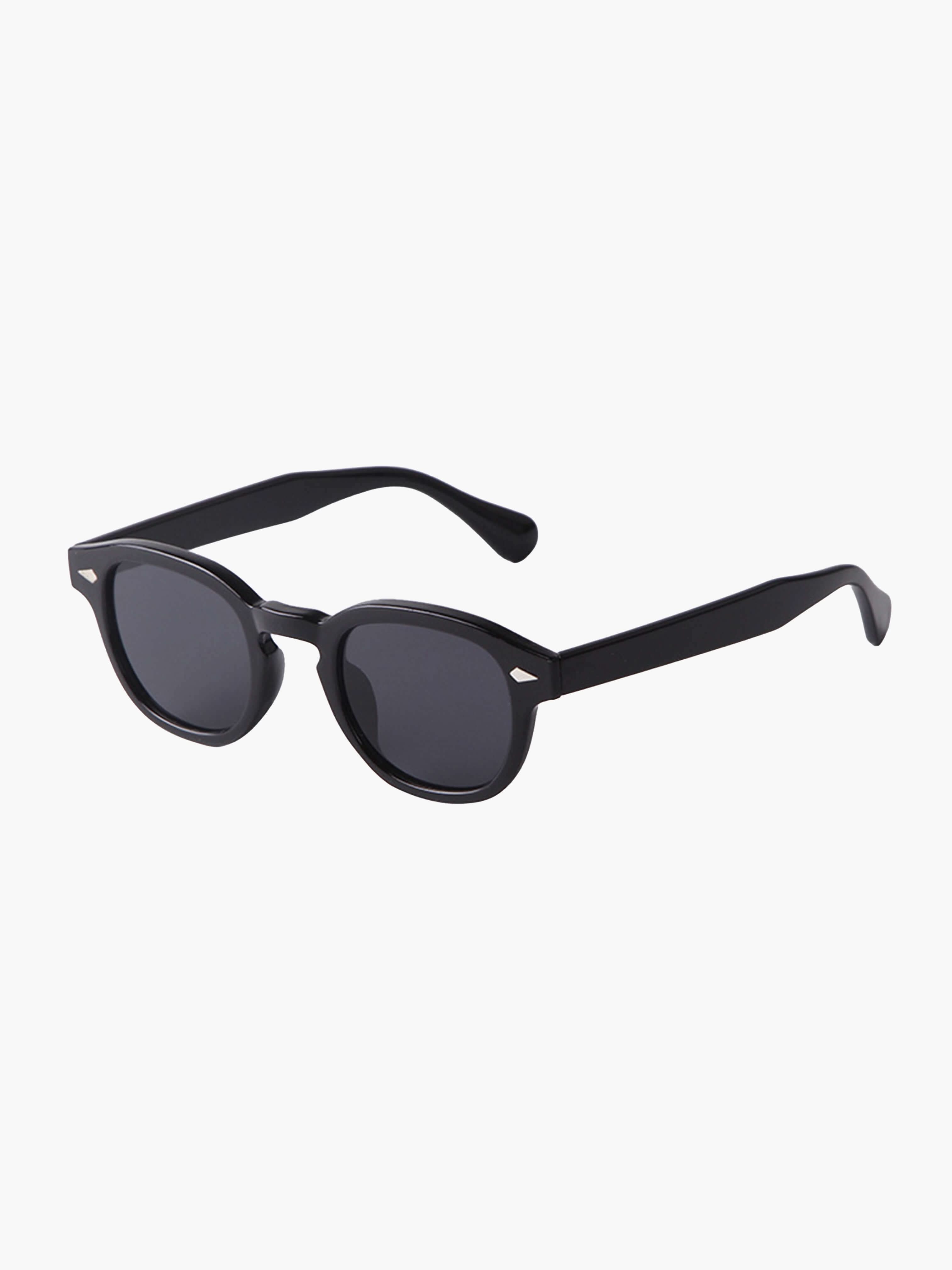Megan – sophisticated sunglasses — view 6