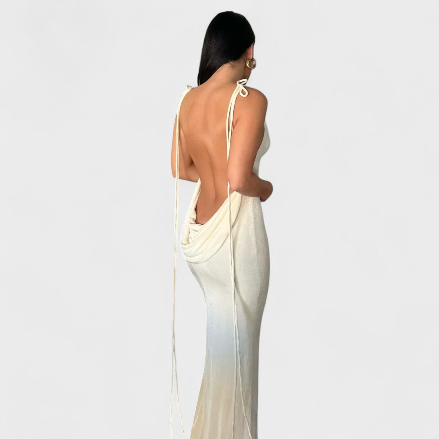 Natalie - a dress that celebrates curves — view 4