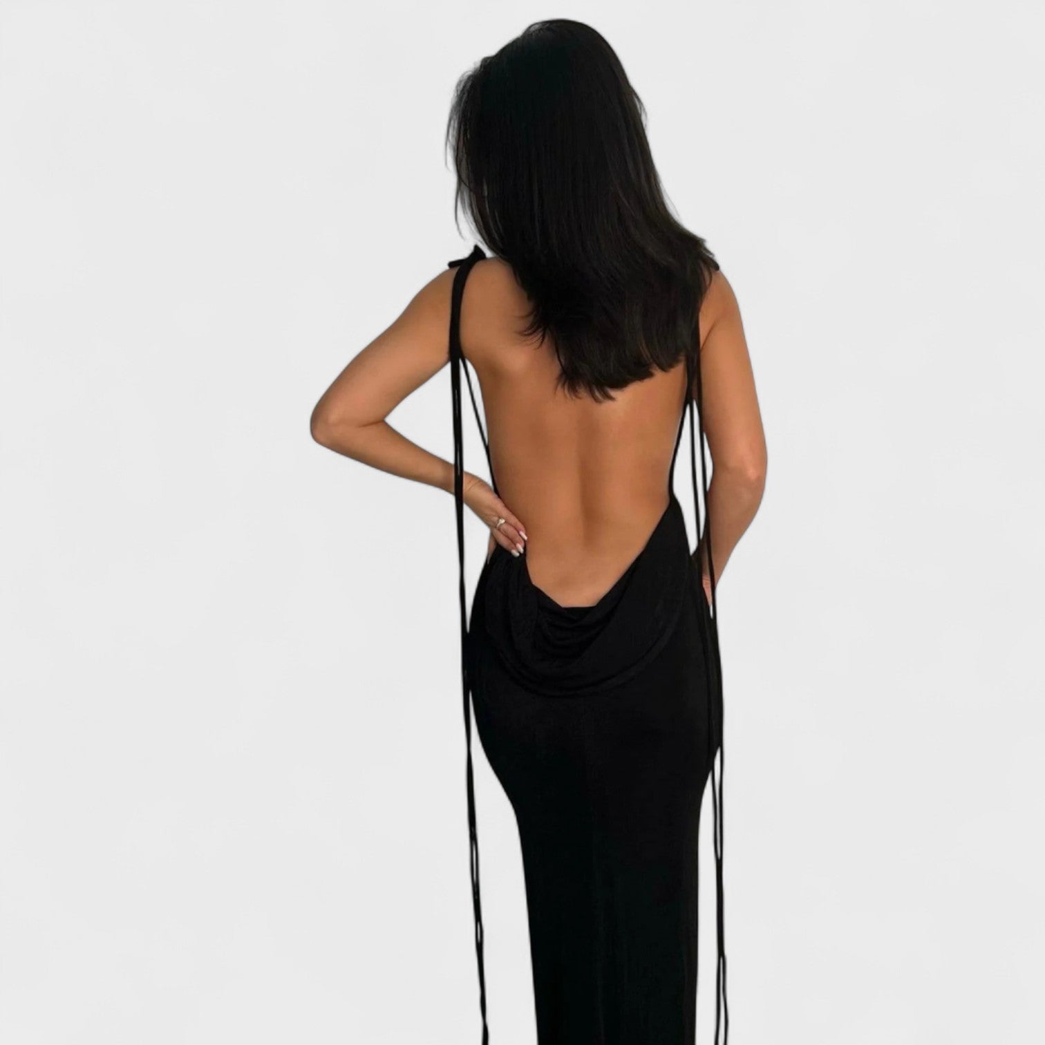 Natalie - a dress that celebrates curves — view 11