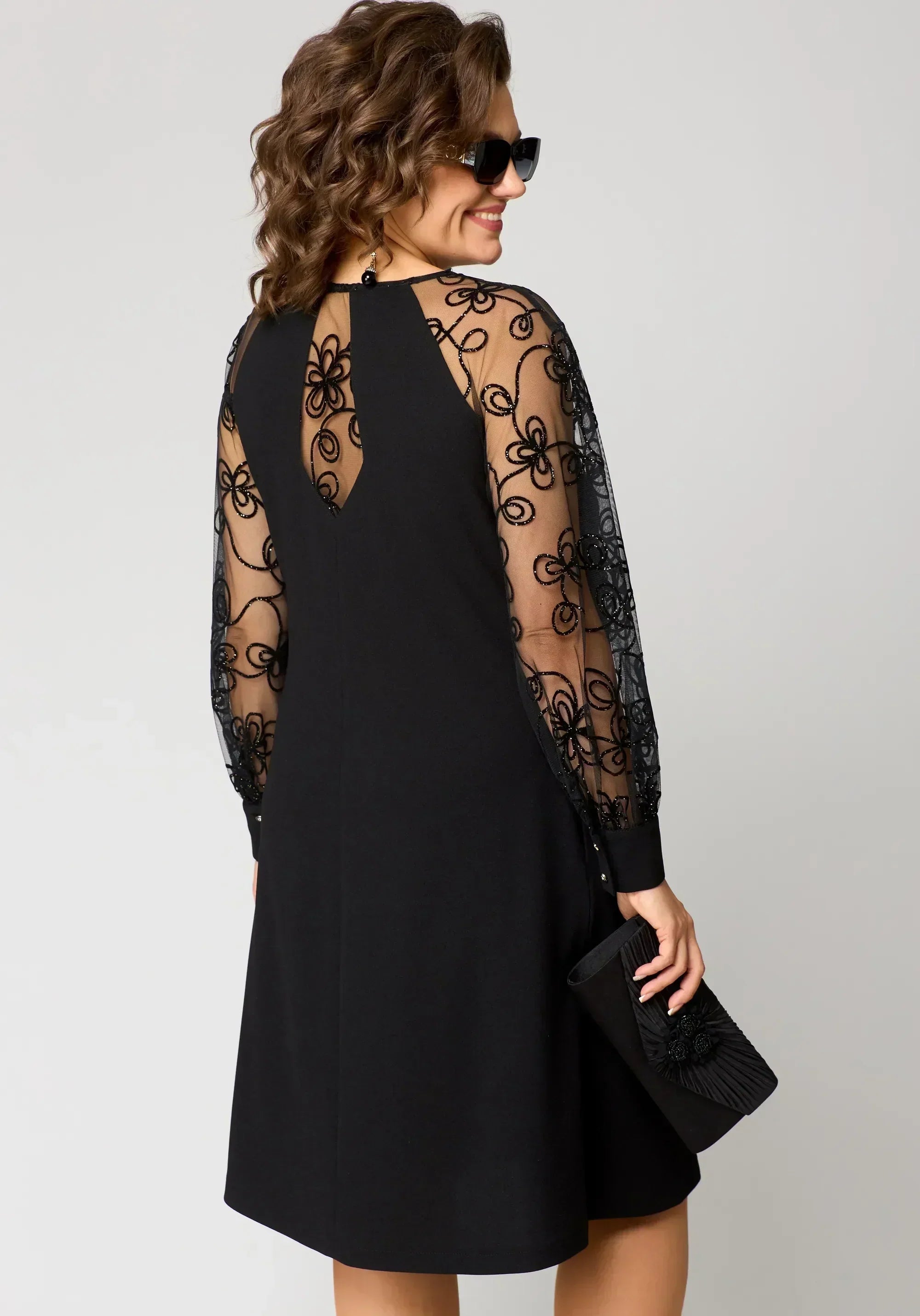 Natalie - elegant lace dress — view 6