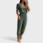 Quinn - Stylish Top and Pants Set — view 5