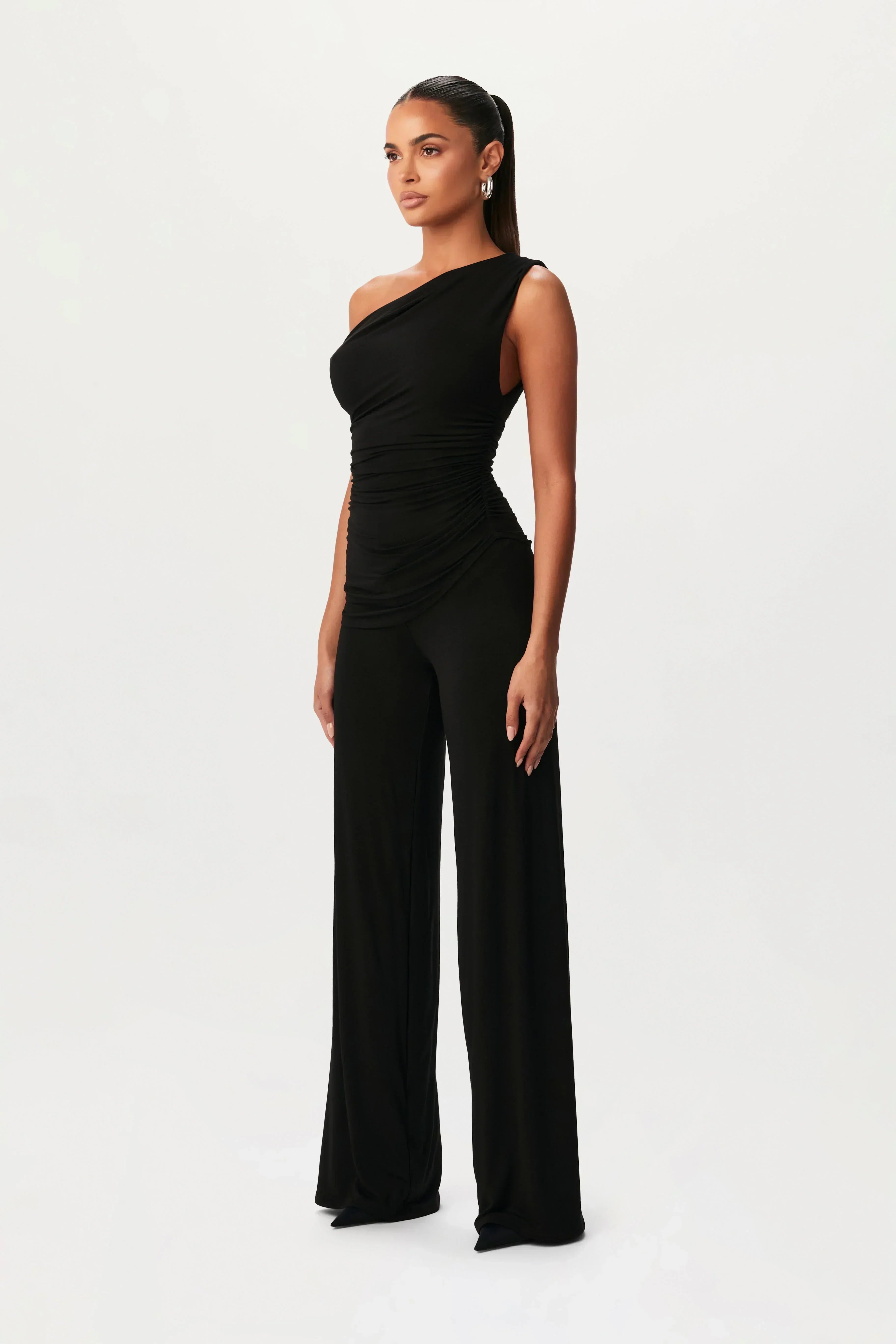 Robin Ember - elegant asymmetric set — view 7
