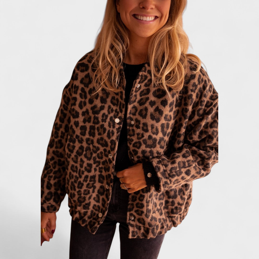 Rosa - modern leopard print jacket — view 9