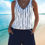 Serenity - casual swimsuit with pockets and V-neck — view 2